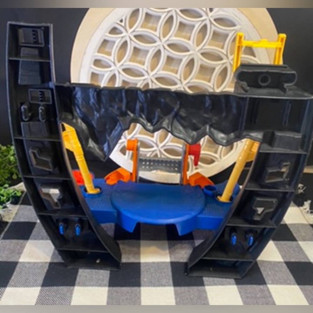 Fisher-Price Imaginext DC Super Friends Batman Playset Robo Command Center - Picture 3 of 5